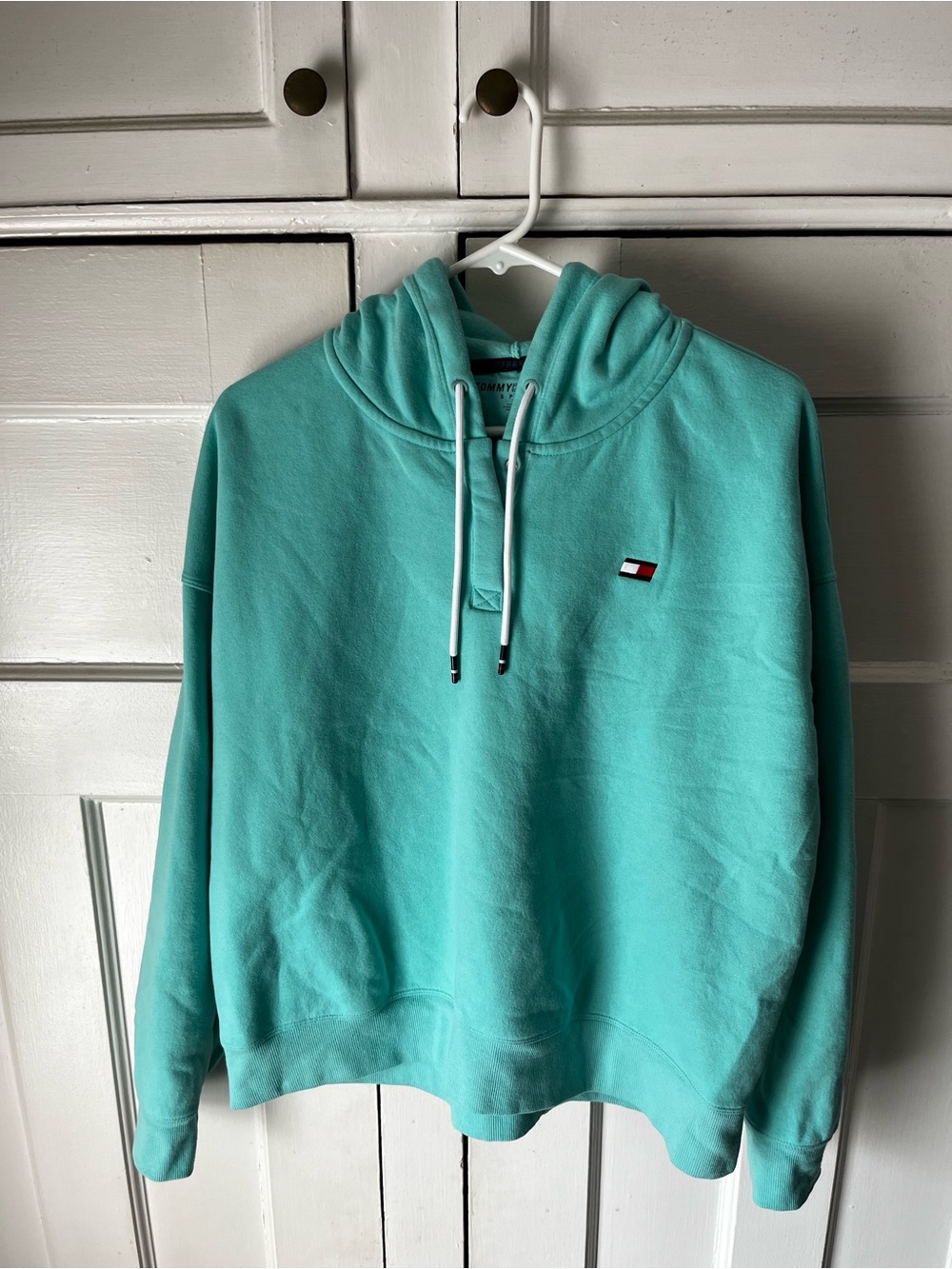 Tommy Hilfiger Mint Green Fleece Pullover Hoodie with Logo - Women’s Size L